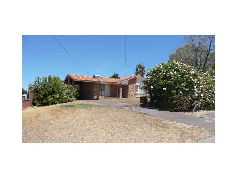 6 Hockins Place, Australind WA 6233