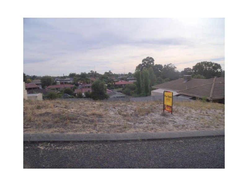 8 Leedshill Way, Australind WA 6233