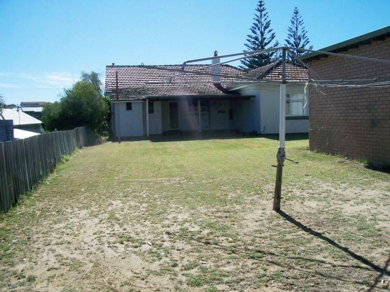 5 Wattle Street, Bunbury WA 6230
