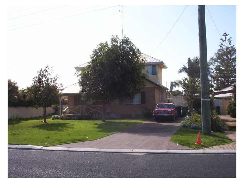 16 Constitution Street, South Bunbury WA 6230