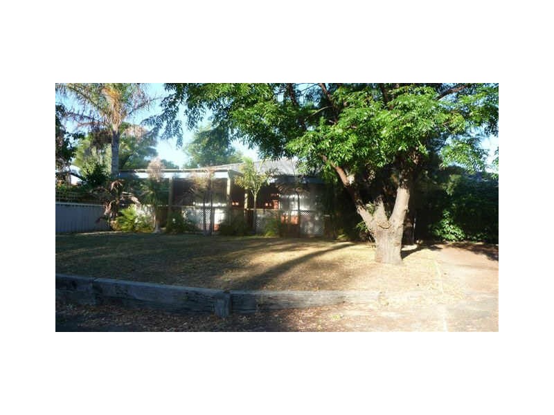 3 Lennard Street, Eaton WA 6232