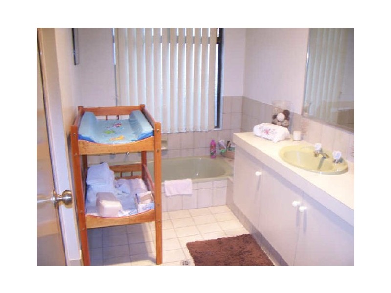 3 Edwards Place, Eaton WA 6232