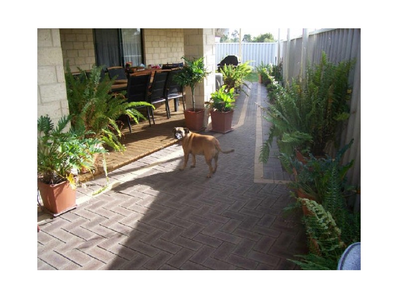 Unit 3/10a Bythorne Place, East Bunbury WA 6230