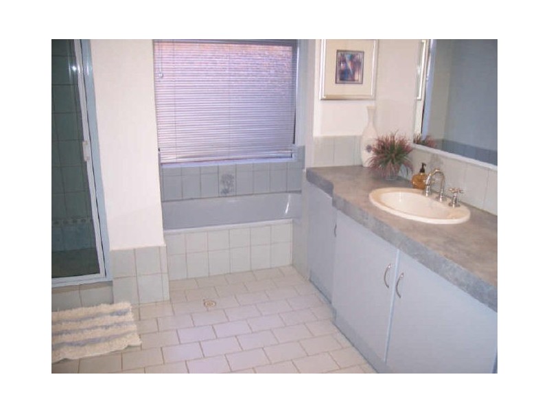 27 Fairway Court, Bunbury WA 6230