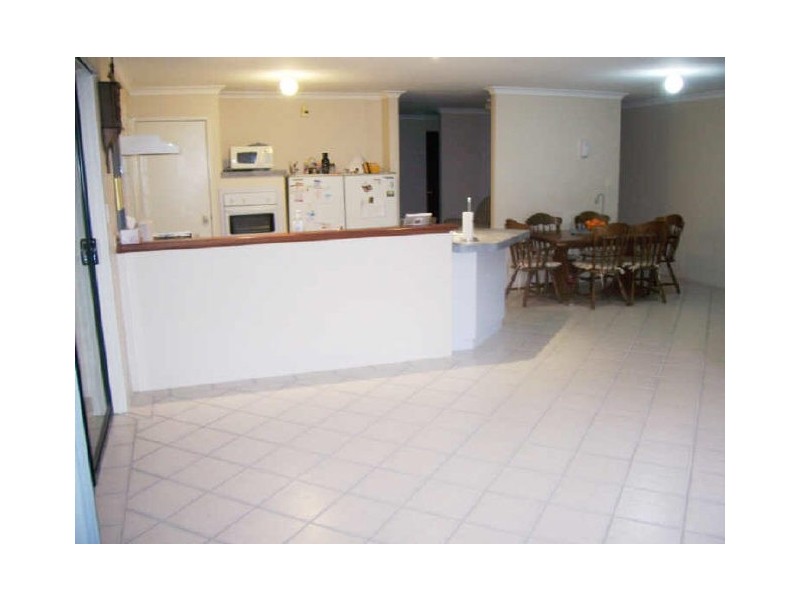 12 Somerville, College Grove WA 6230