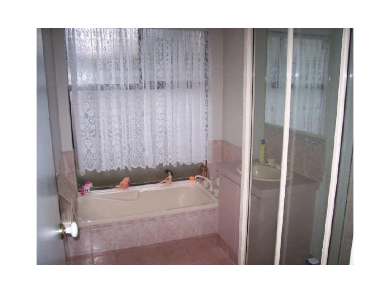 12 Somerville, College Grove WA 6230