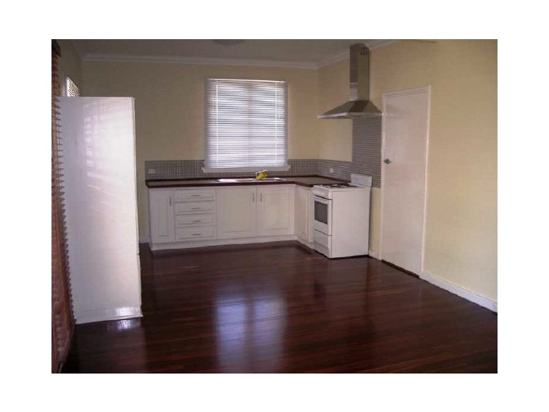 81 Wisbey Street, Carey Park WA 6230