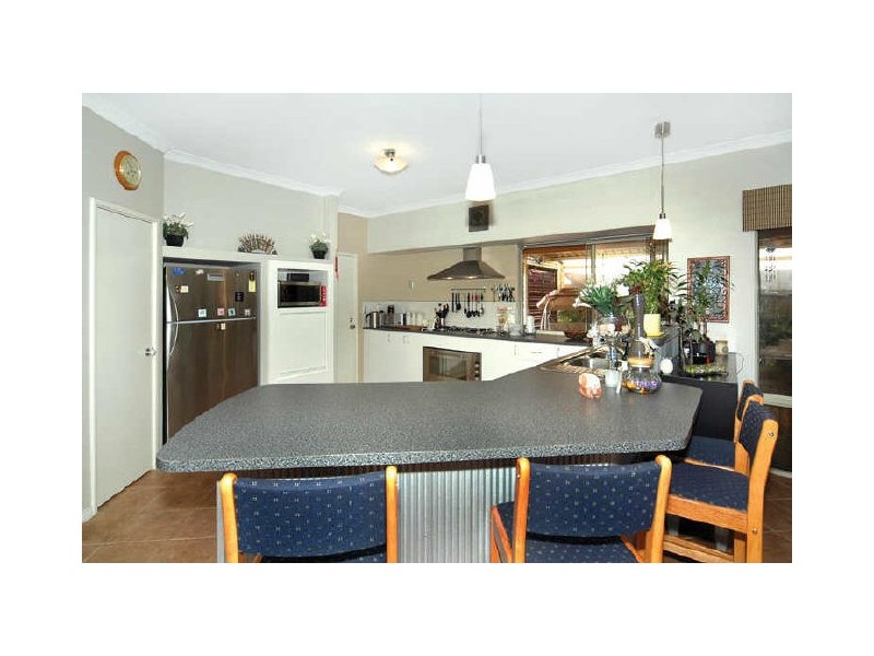 28 Brooklyn Way, Australind WA 6233