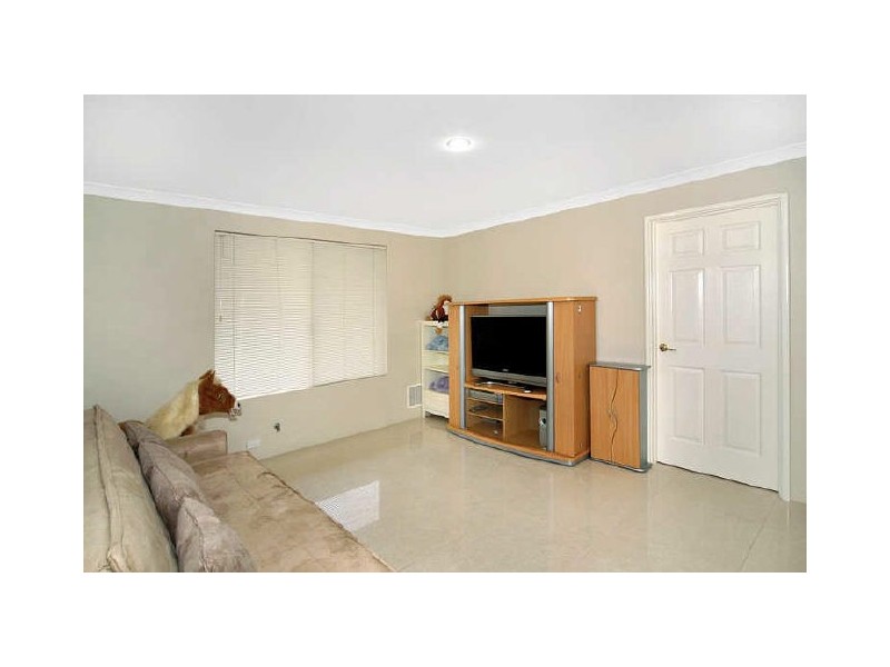 11 Sapphire Road, Dalyellup WA 6230