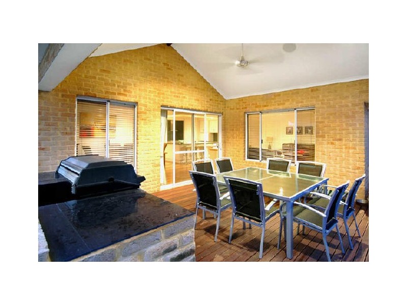 26 Magnolia Drive, Bunbury WA 6230