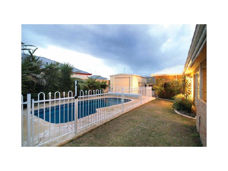 26 Magnolia Drive, Bunbury WA 6230