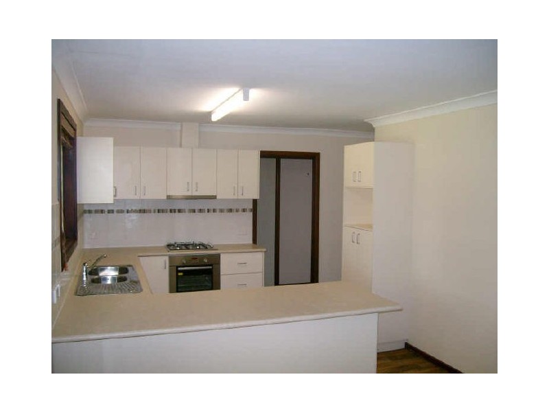 4 Brooksy Place, Burekup WA 6227