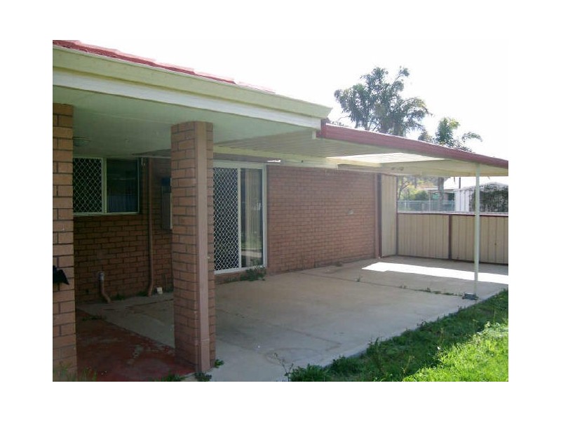 4 Brooksy Place, Burekup WA 6227