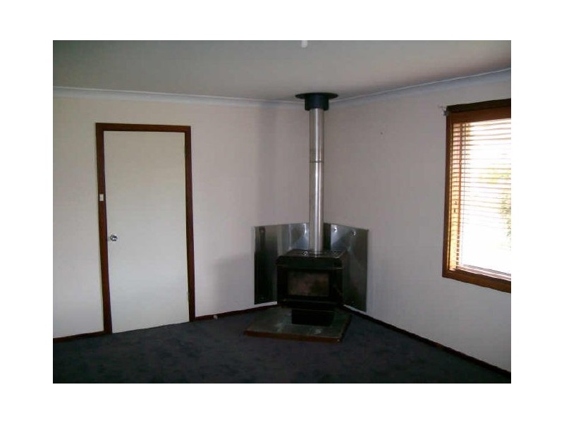 4 Brooksy Place, Burekup WA 6227