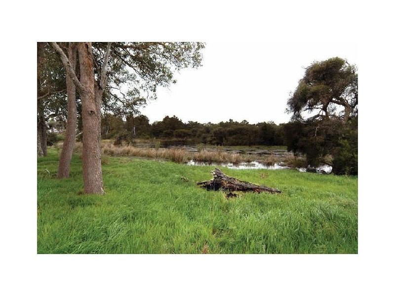 3 Rosebery Lane, Australind WA 6233