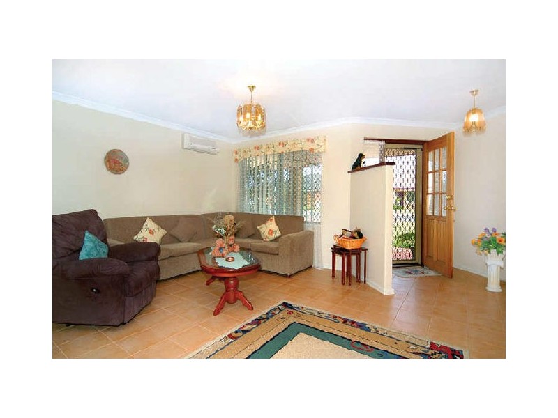 6 Jadeite Street, Australind WA 6233