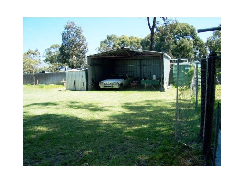 6 Edwards Road, Capel WA 6271