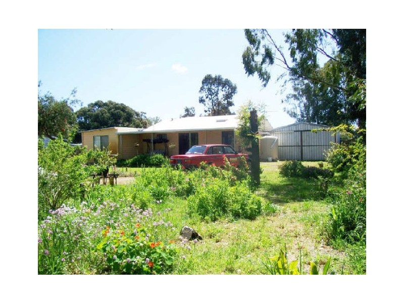 6 Edwards Road, Capel WA 6271