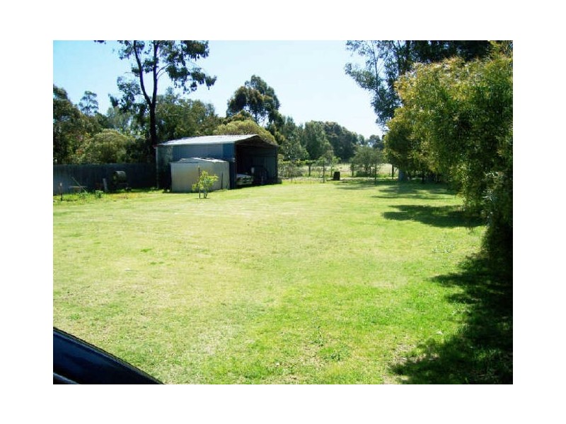 6 Edwards Road, Capel WA 6271