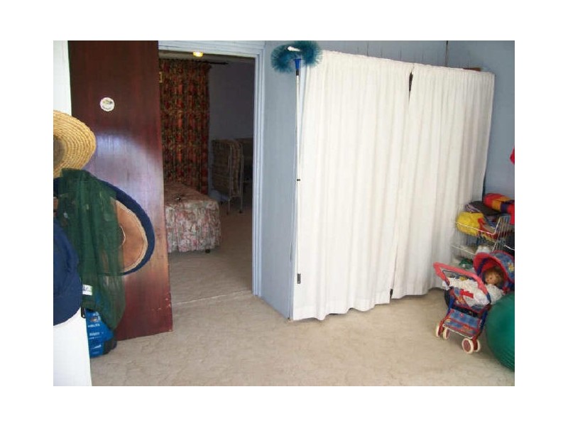 6 Edwards Road, Capel WA 6271