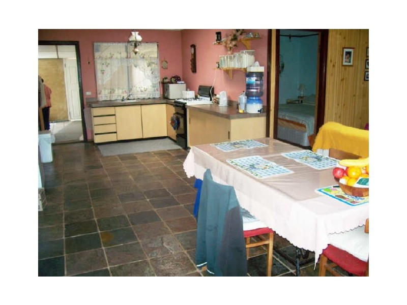 6 Edwards Road, Capel WA 6271