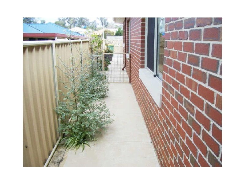 2 Abbeygate Street, Australind WA 6233