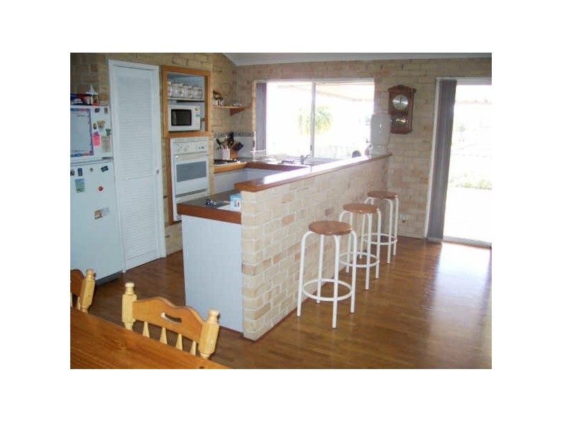 6 Tuart Place, Eaton WA 6232
