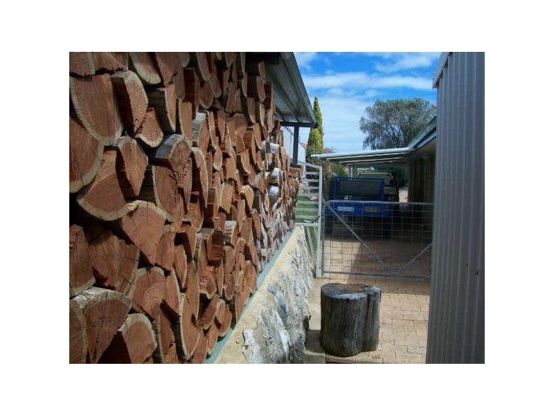 6 Tuart Place, Eaton WA 6232