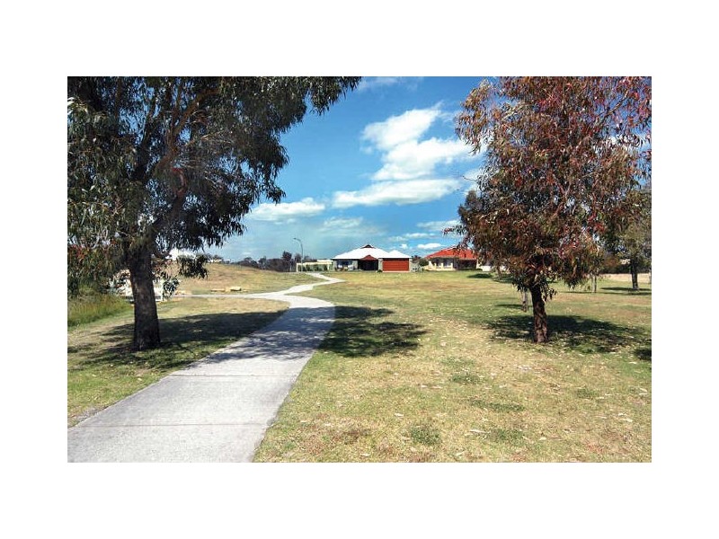 16 Ivy Rock Way, Australind WA 6233