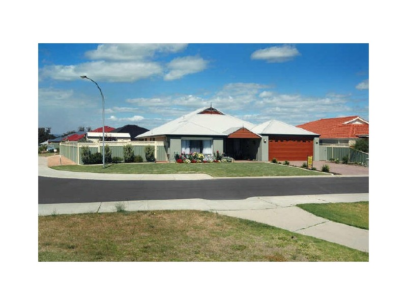 16 Ivy Rock Way, Australind WA 6233