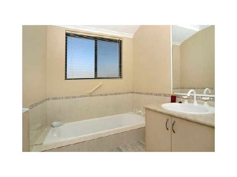 23 Azurite Drive, Australind WA 6233