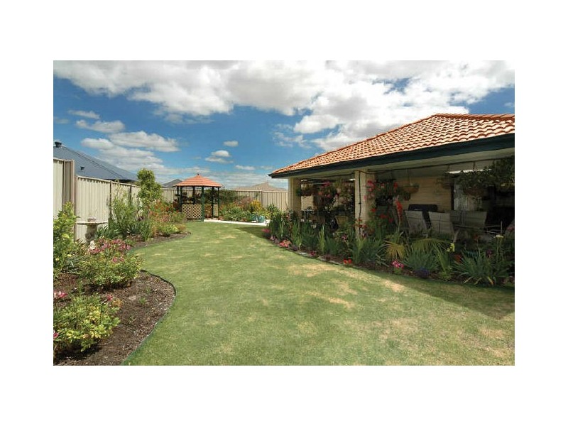23 Azurite Drive, Australind WA 6233