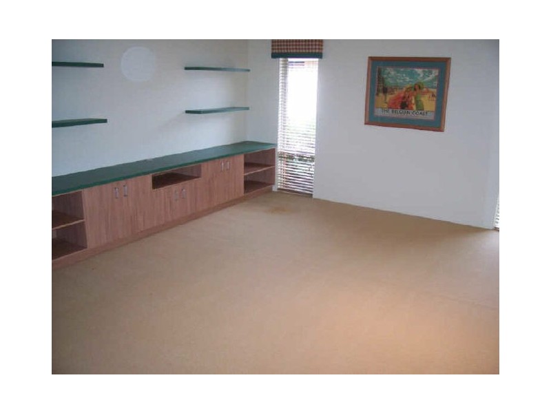 31 Somerville Drive, College Grove WA 6230