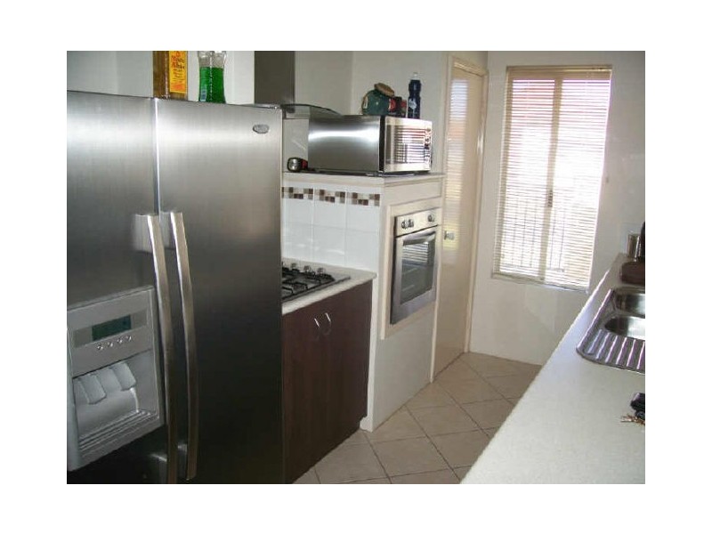 2/27 Strickland Street, South Bunbury WA 6230