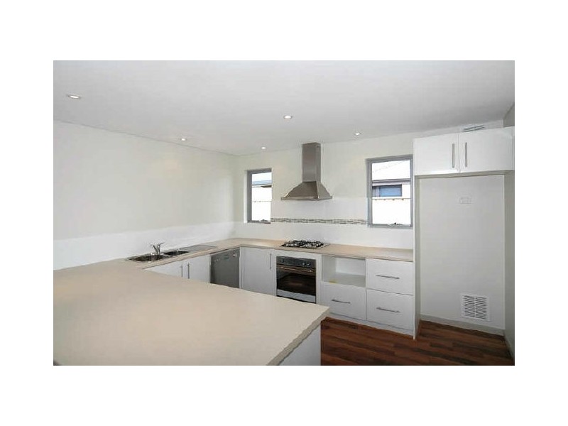 44 Lisa Road, Australind WA 6233