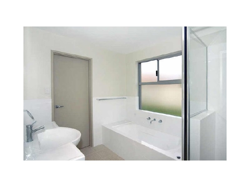 44 Lisa Road, Australind WA 6233