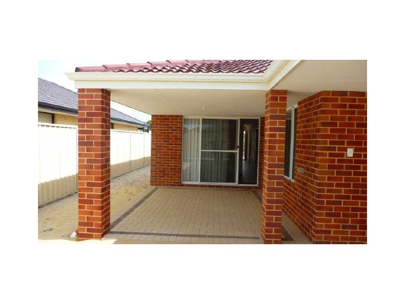 4 Mulga Road, Glen Iris WA 6230