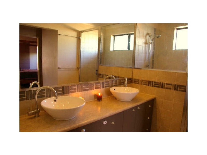 24 Peridot Street, Dalyellup WA 6230