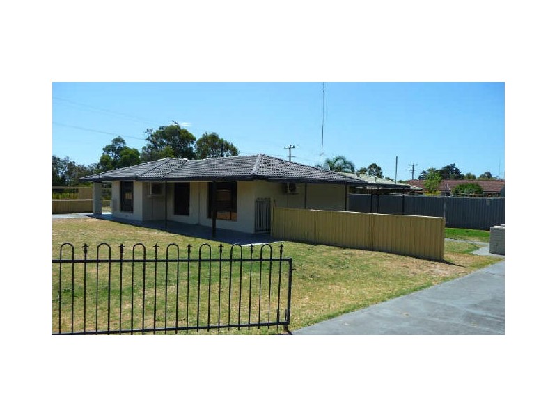 13 Lucy Victoria Avenue, Australind WA 6233