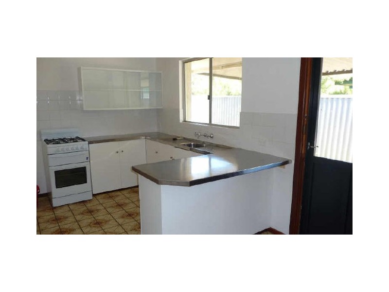 13 Lucy Victoria Avenue, Australind WA 6233