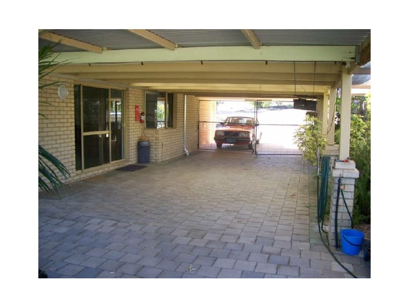 8 Heathridge Road, Gelorup WA 6230