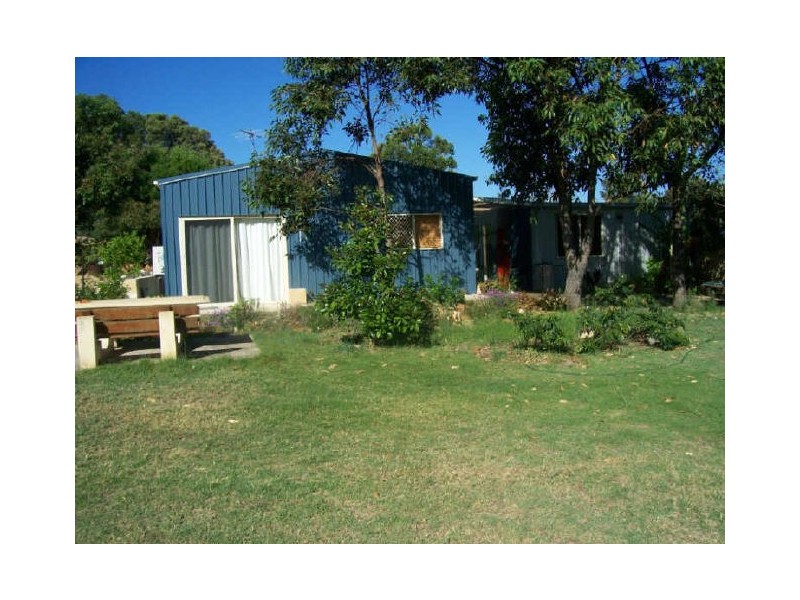 8 Heathridge Road, Gelorup WA 6230