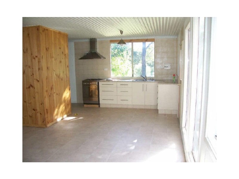 8 Heathridge Road, Gelorup WA 6230