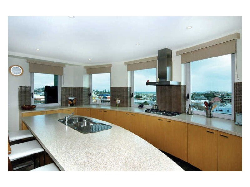 35/11 Casuarina Drive, Bunbury WA 6230