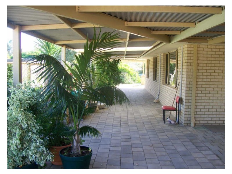 8 Heathridge Road, Gelorup WA 6230
