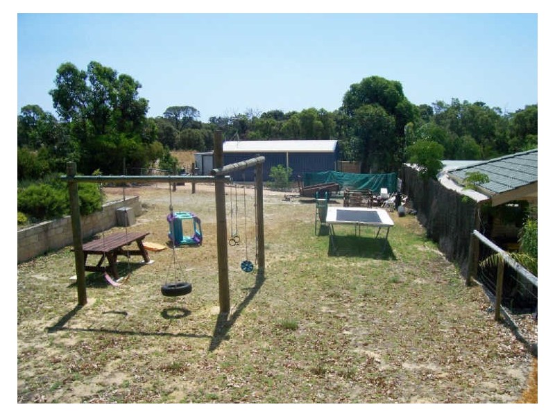 8 Heathridge Road, Gelorup WA 6230