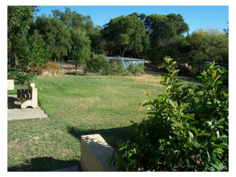 8 Heathridge Road, Gelorup WA 6230