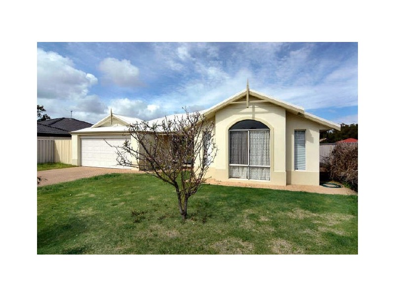 11 Jasmine Way, Glen Iris WA 6230