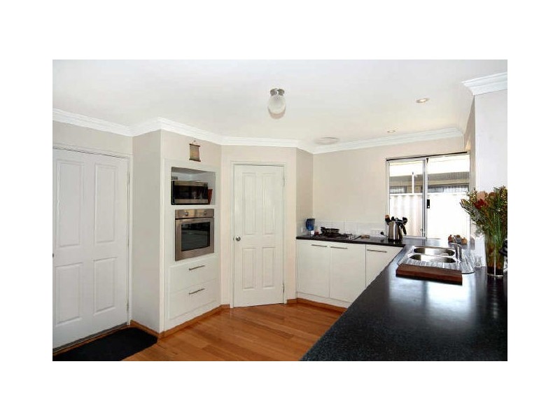 11 Jasmine Way, Glen Iris WA 6230