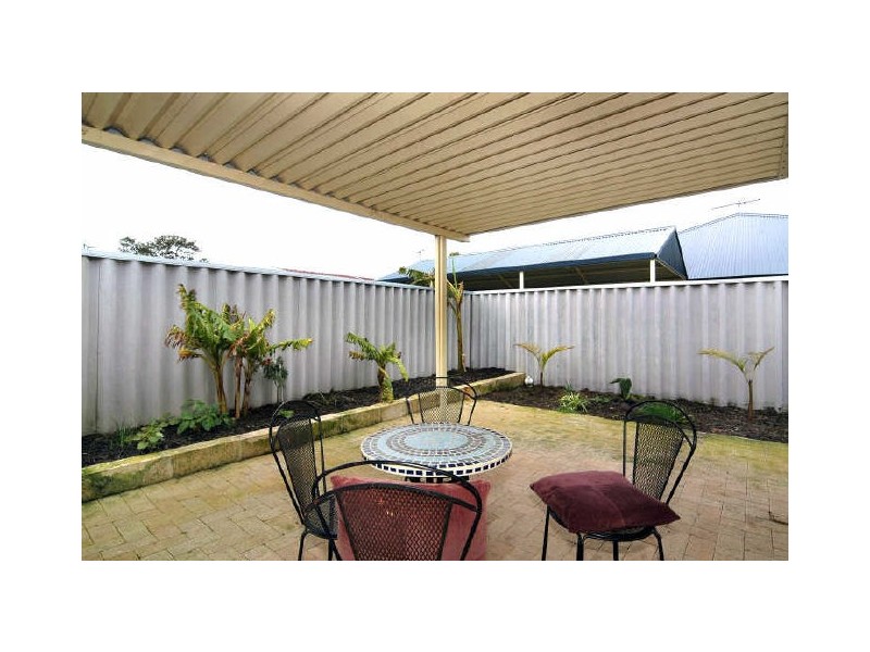 11 Jasmine Way, Glen Iris WA 6230